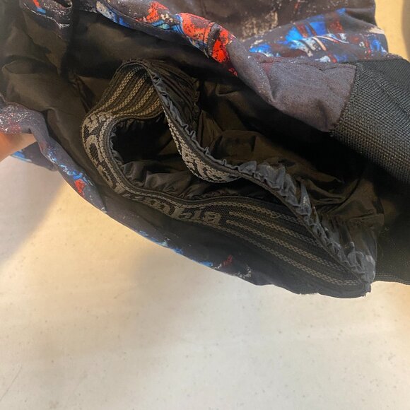 Columbia Gloves Off Titanium boy's size 10/12 splatter paint snow pants EUC - Picture 9 of 11